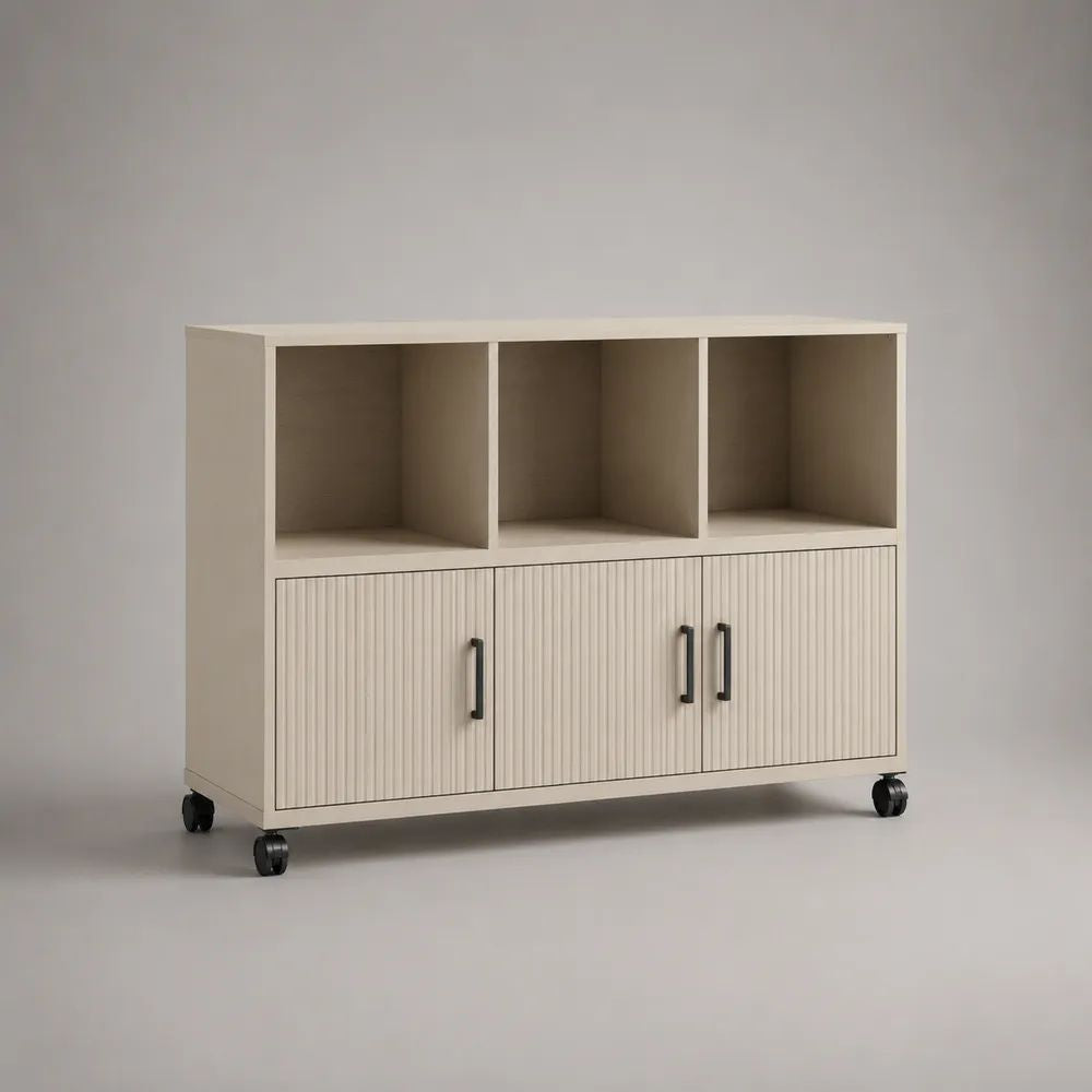 Credenza con ruote in legno beige, 3 vani aperti e 3 ante, 120 x 40 x 85 cm
